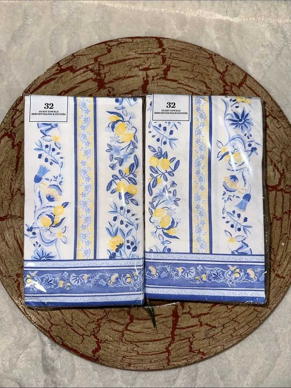 White Blue Yellow Gold Lemon Floral Vines  Fl Set of 32 x 2 Guest Size Towels